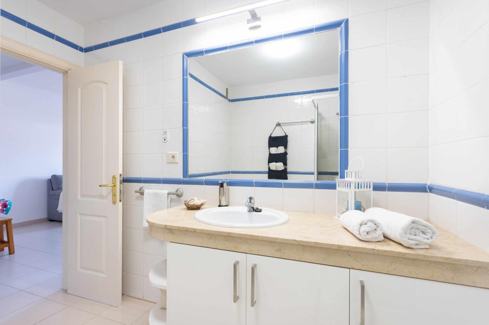 Agradable Piso Con Piscina & Playa Terraza Y Wifi Daire Costa Del Silencio Dış mekan fotoğraf