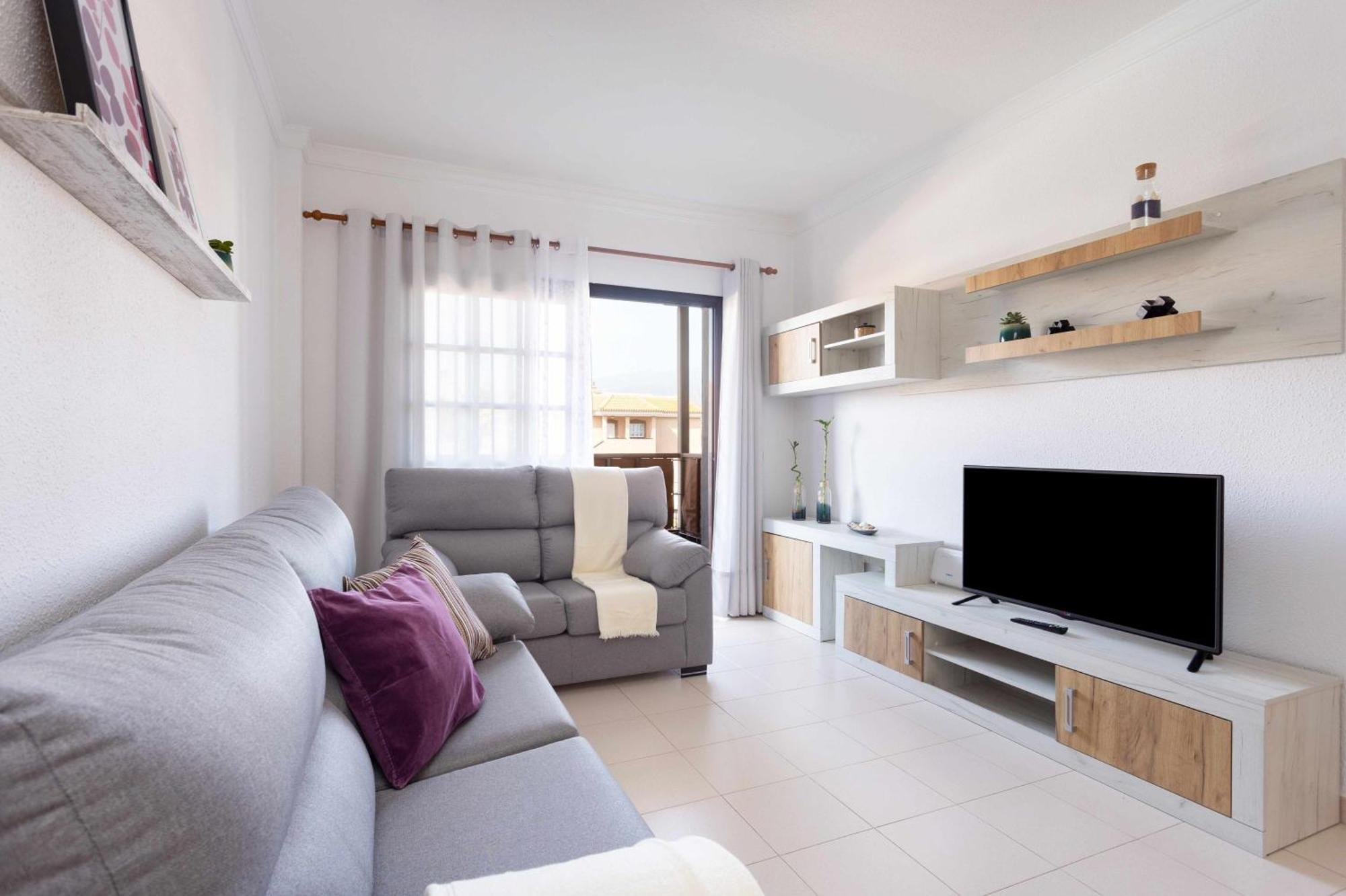 Agradable Piso Con Piscina & Playa Terraza Y Wifi Daire Costa Del Silencio Dış mekan fotoğraf