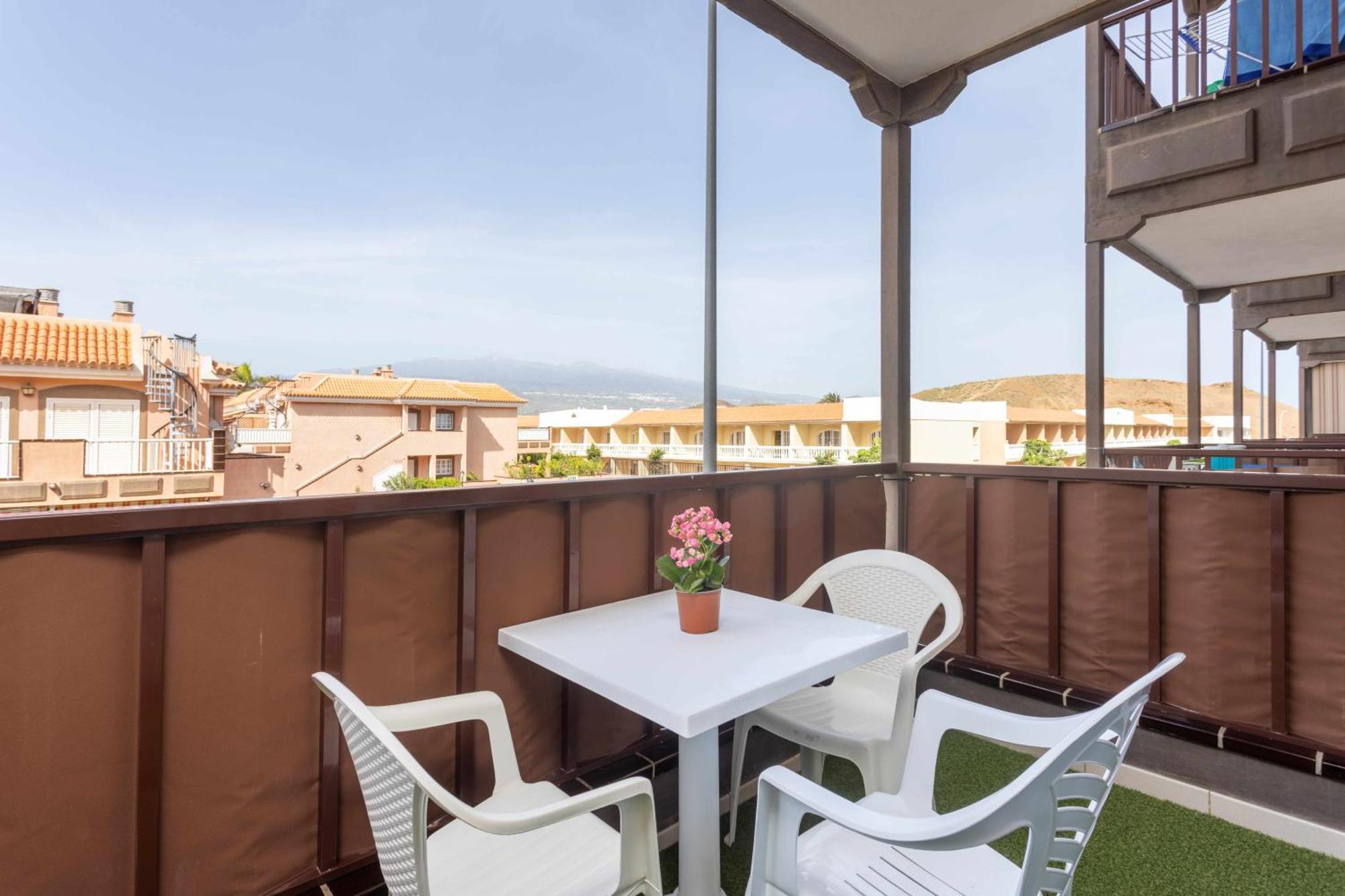 Agradable Piso Con Piscina & Playa Terraza Y Wifi Daire Costa Del Silencio Dış mekan fotoğraf