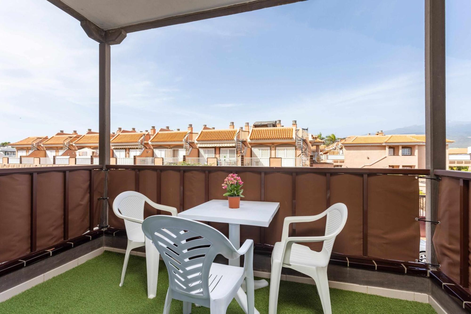 Agradable Piso Con Piscina & Playa Terraza Y Wifi Daire Costa Del Silencio Dış mekan fotoğraf
