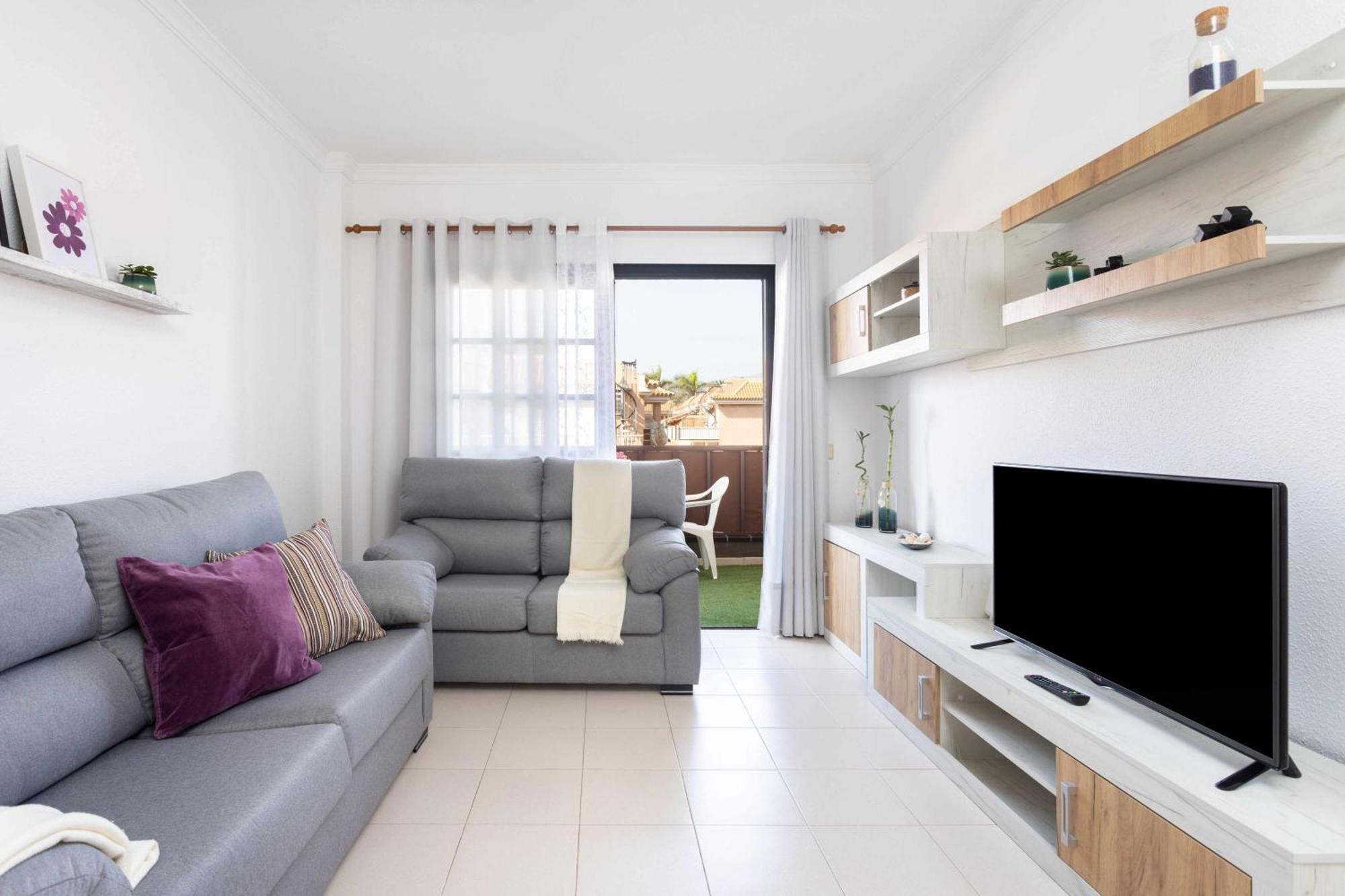 Agradable Piso Con Piscina & Playa Terraza Y Wifi Daire Costa Del Silencio Dış mekan fotoğraf